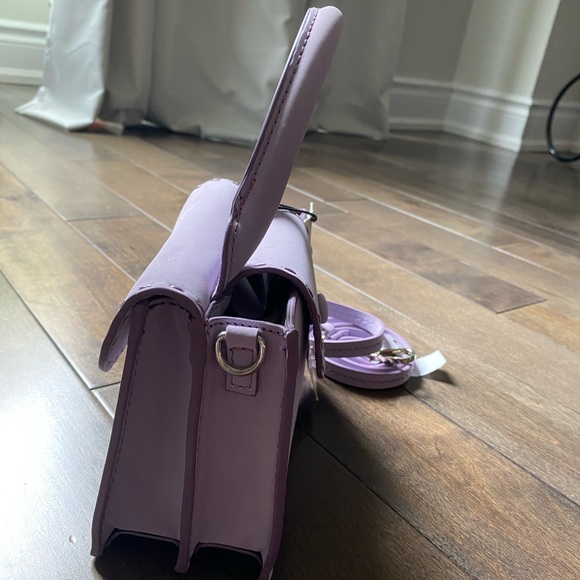 Zara Mini Crossbody Bag with Topstitching. Lilac Colour. - Picture 8 of 15